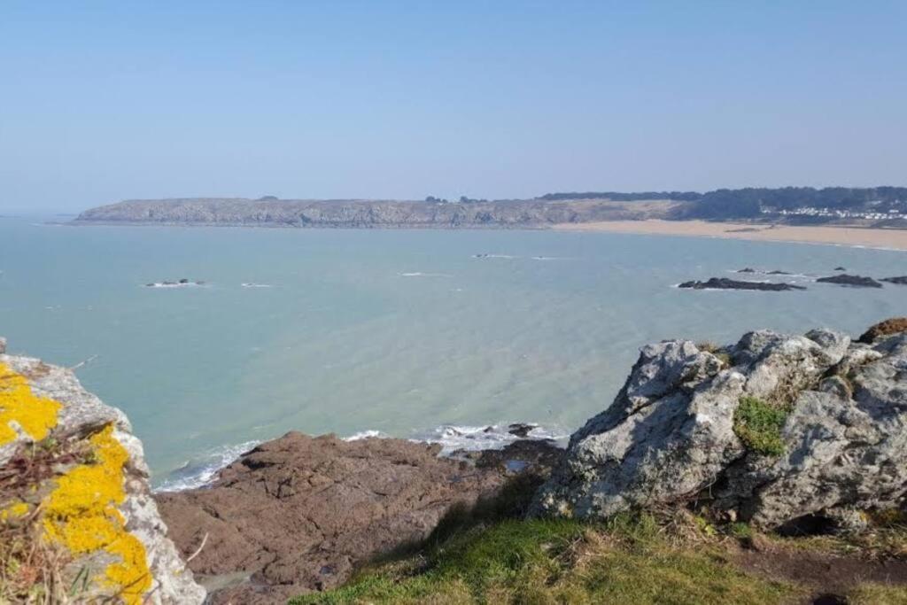 Vue Mer Pour Une Escale En Baie Du Mt-St-Michel Cherrueix Екстериор снимка